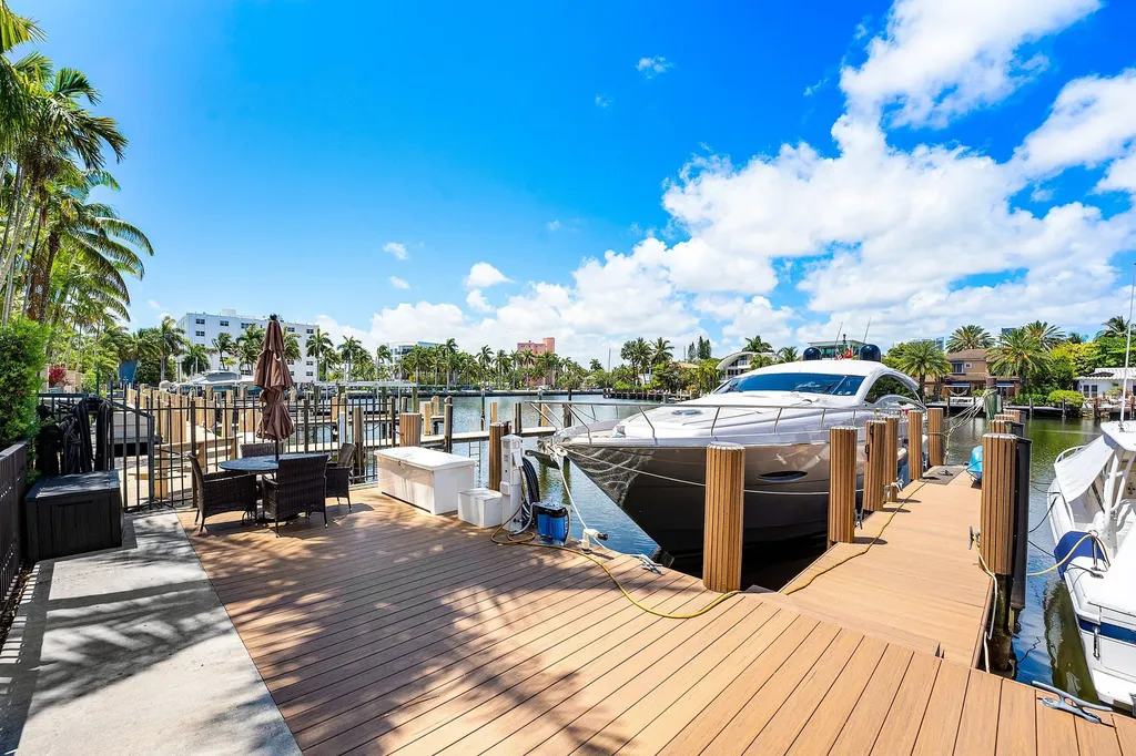 19 Hendricks Isle Fort Lauderdale FL 33301
