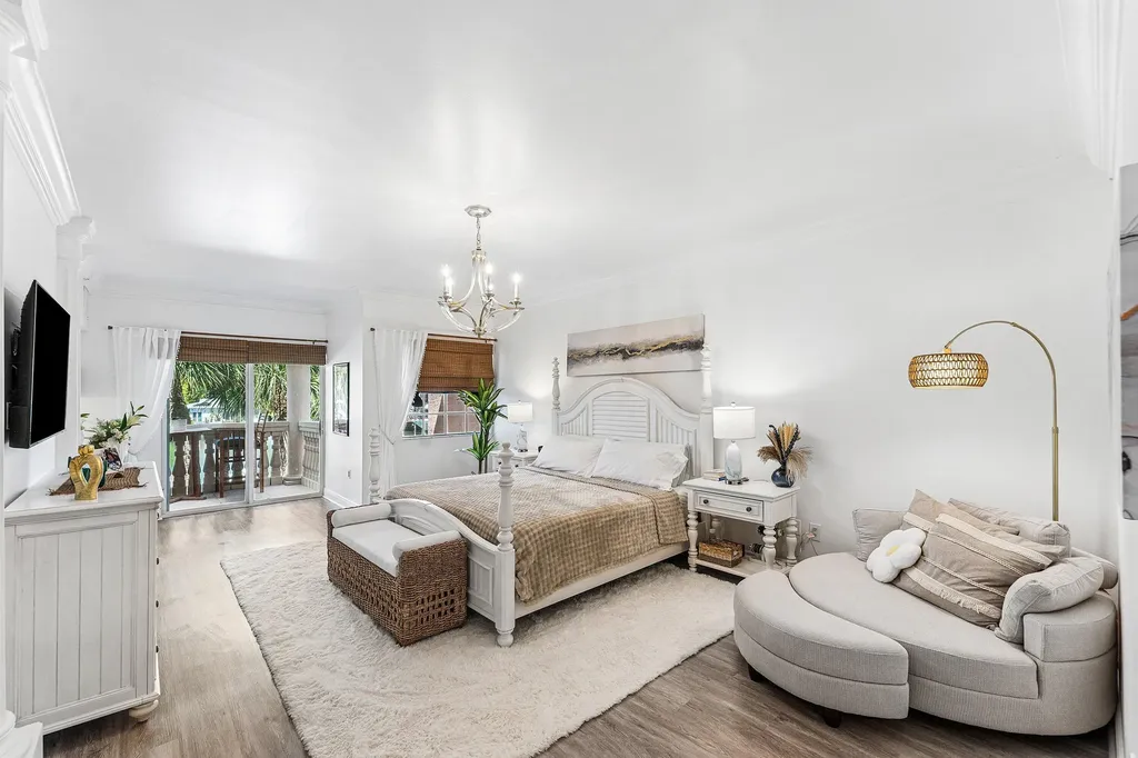 19 Hendricks Isle Fort Lauderdale FL 33301