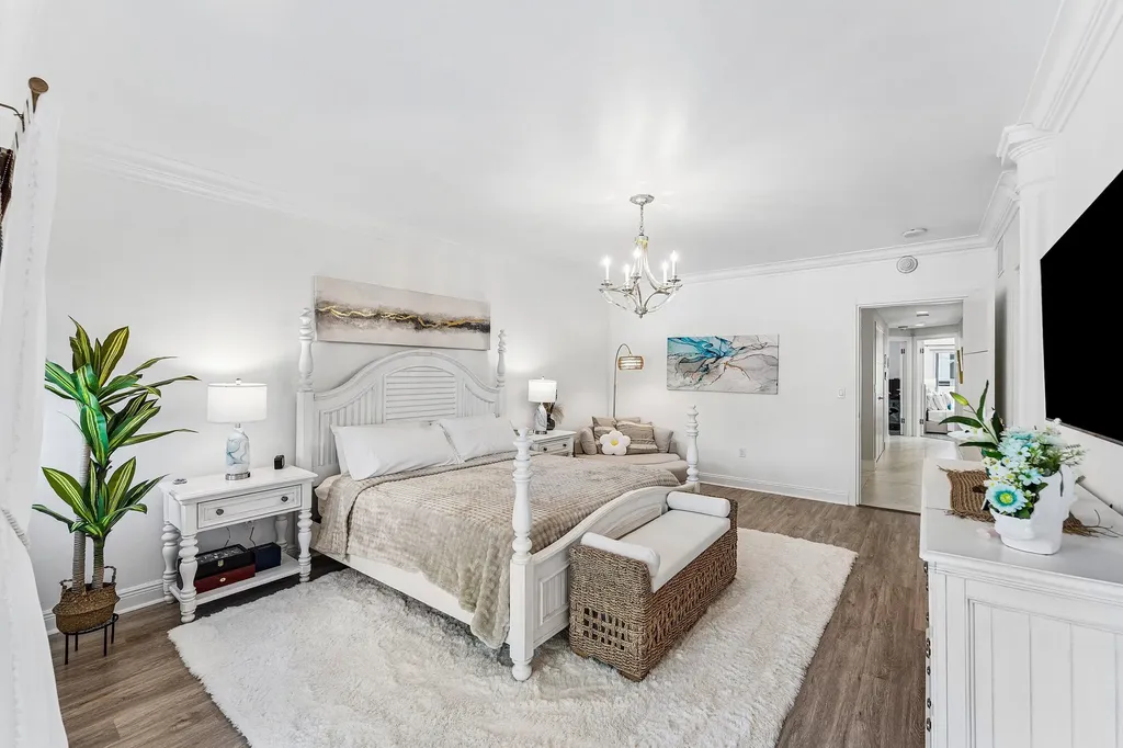 19 Hendricks Isle Fort Lauderdale FL 33301