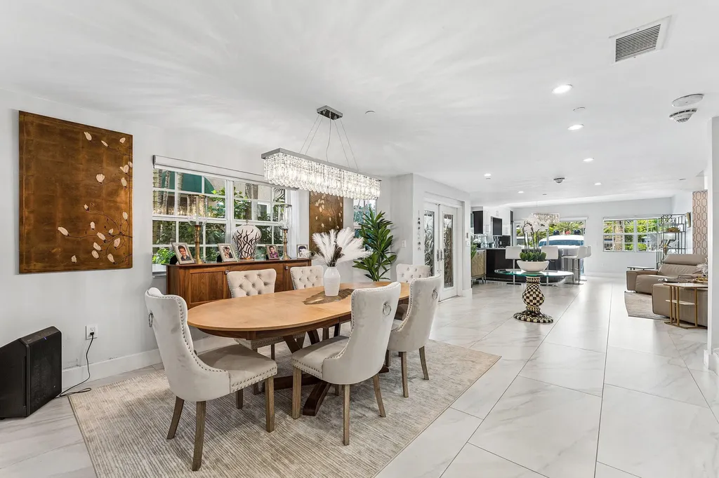 19 Hendricks Isle Fort Lauderdale FL 33301
