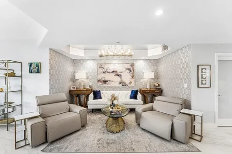 19 Hendricks Isle Fort Lauderdale FL 33301