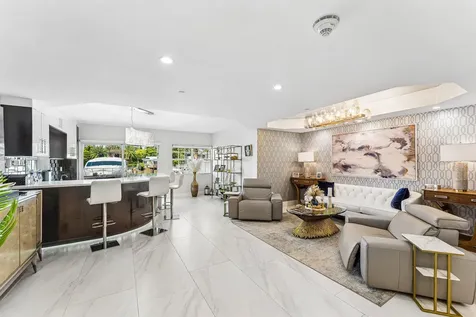19 Hendricks Isle Fort Lauderdale FL 33301