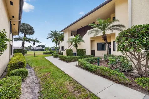 6503 SE Williamsburg Drive Hobe Sound FL 33455