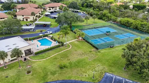 6503 SE Williamsburg Drive Hobe Sound FL 33455