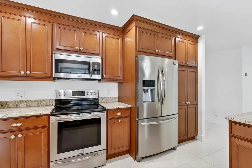 4831 Dorchester Mews Haverhill FL 33415