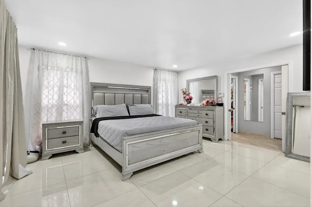 4831 Dorchester Mews Haverhill FL 33415