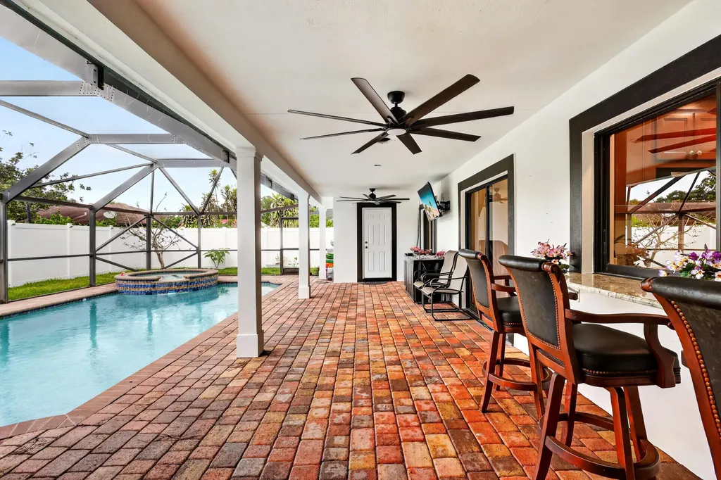 4831 Dorchester Mews Haverhill FL 33415