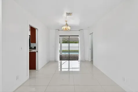 4831 Dorchester Mews Haverhill FL 33415