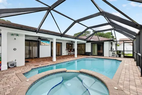 4831 Dorchester Mews Haverhill FL 33415