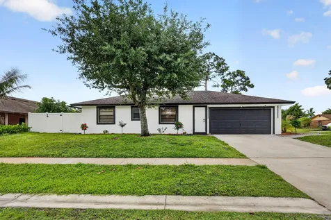 4831 Dorchester Mews Haverhill FL 33415