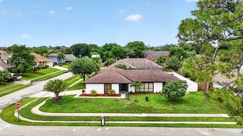 4831 Dorchester Mews Haverhill FL 33415