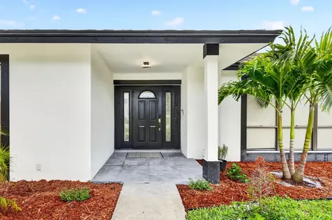 4831 Dorchester Mews Haverhill FL 33415