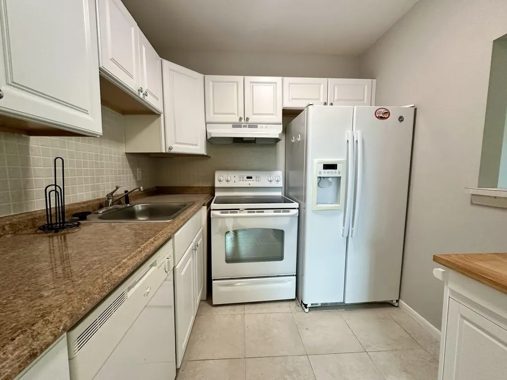 20 Norwich A West Palm Beach FL 33417