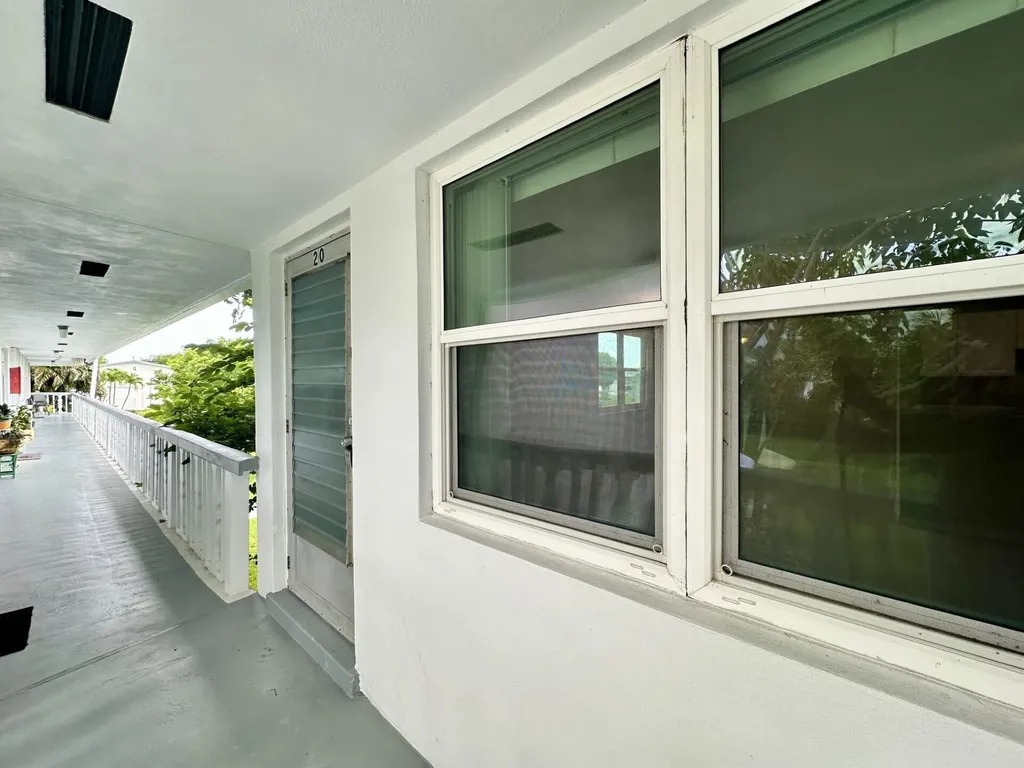 20 Norwich A West Palm Beach FL 33417