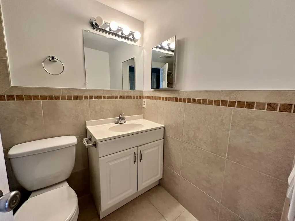 20 Norwich A West Palm Beach FL 33417