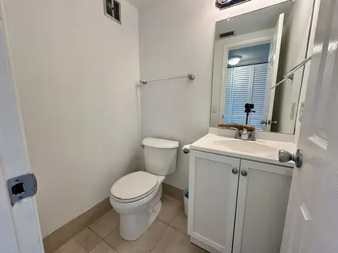 20 Norwich A West Palm Beach FL 33417