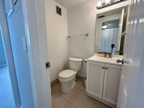 20 Norwich A West Palm Beach FL 33417