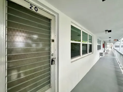 20 Norwich A West Palm Beach FL 33417