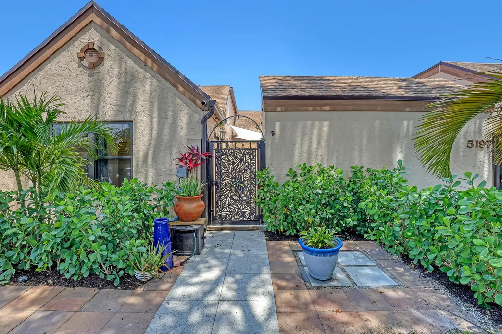 5203 Peppercorn Street Palm Beach Gardens FL 33418