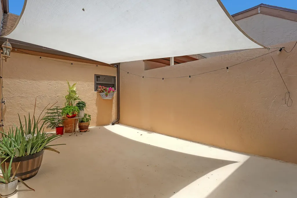 5203 Peppercorn Street Palm Beach Gardens FL 33418