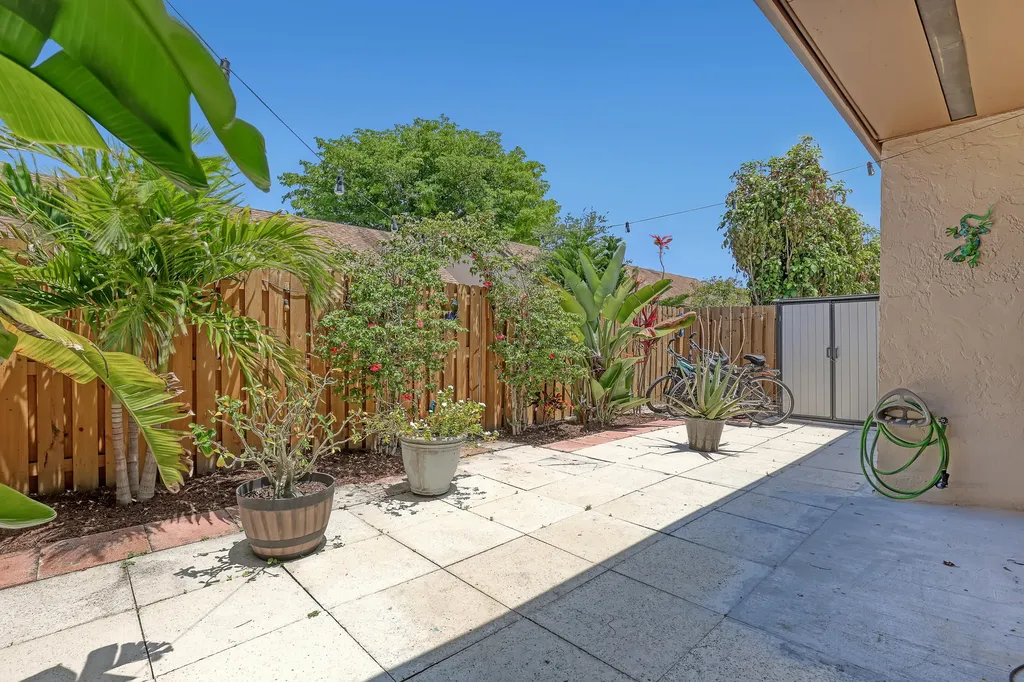 5203 Peppercorn Street Palm Beach Gardens FL 33418
