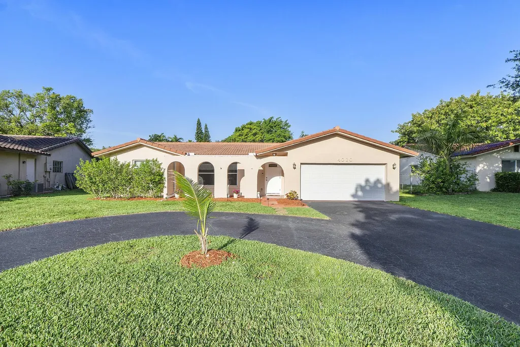 4020 NW 113th Avenue Coral Springs FL 33065
