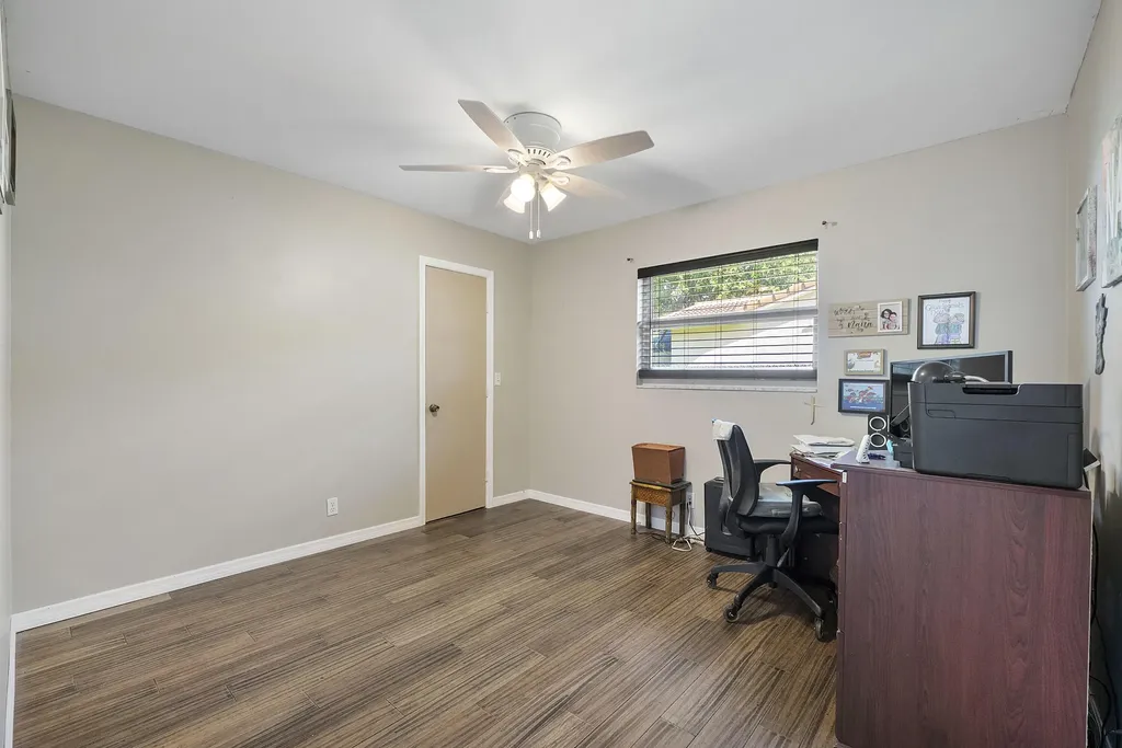 4020 NW 113th Avenue Coral Springs FL 33065