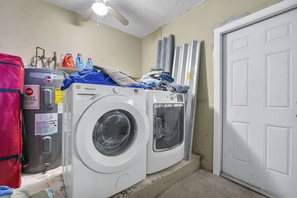 4020 NW 113th Avenue Coral Springs FL 33065