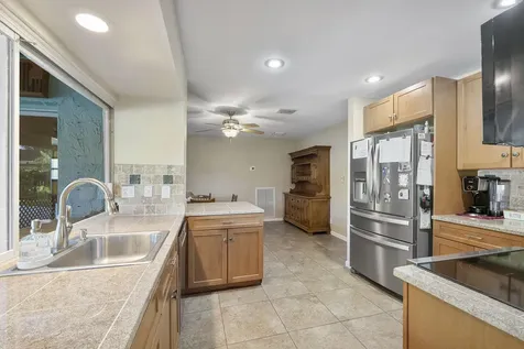 4020 NW 113th Avenue Coral Springs FL 33065
