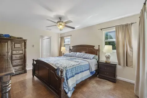 4020 NW 113th Avenue Coral Springs FL 33065