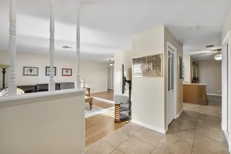 4020 NW 113th Avenue Coral Springs FL 33065