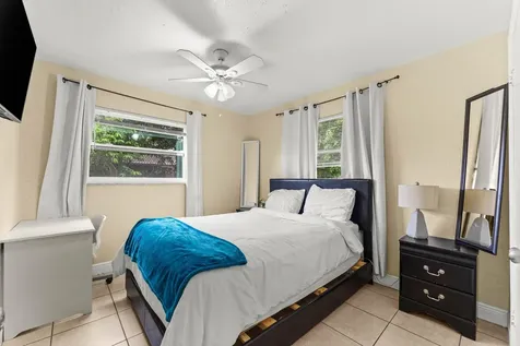 2640 NW 14th Court Fort Lauderdale FL 33311