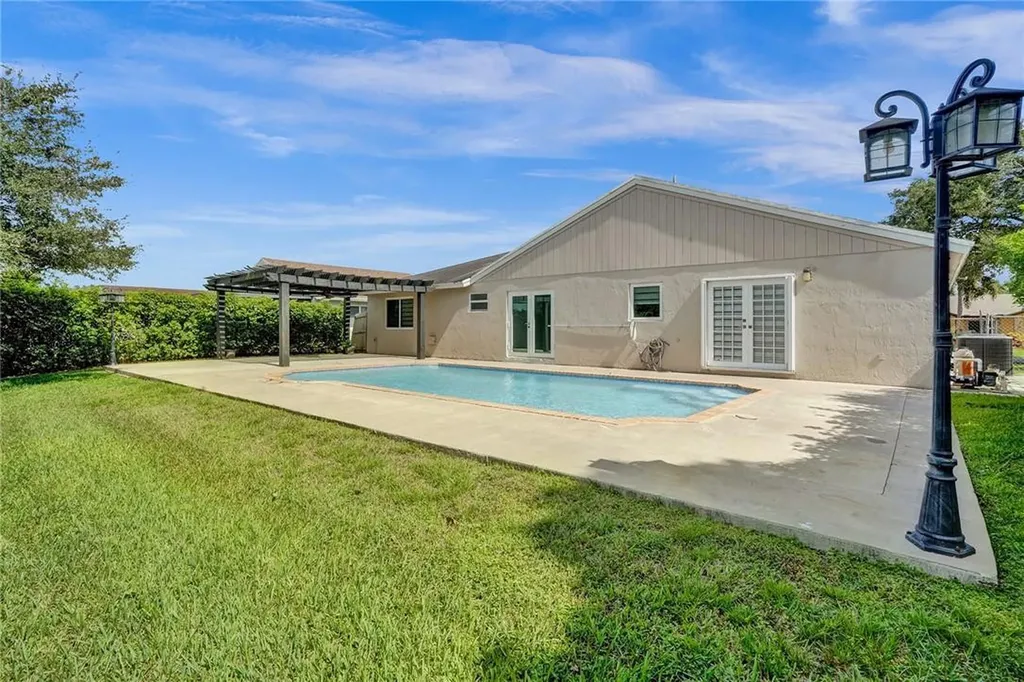 11627 SW 50th Street Cooper City FL 33330