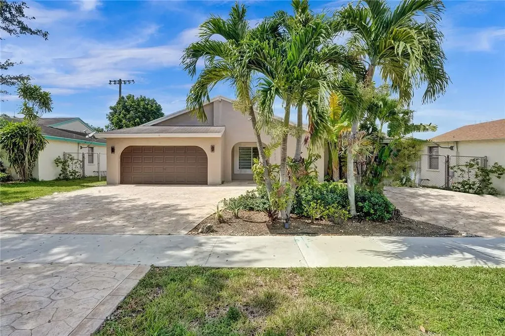 11627 SW 50th Street Cooper City FL 33330