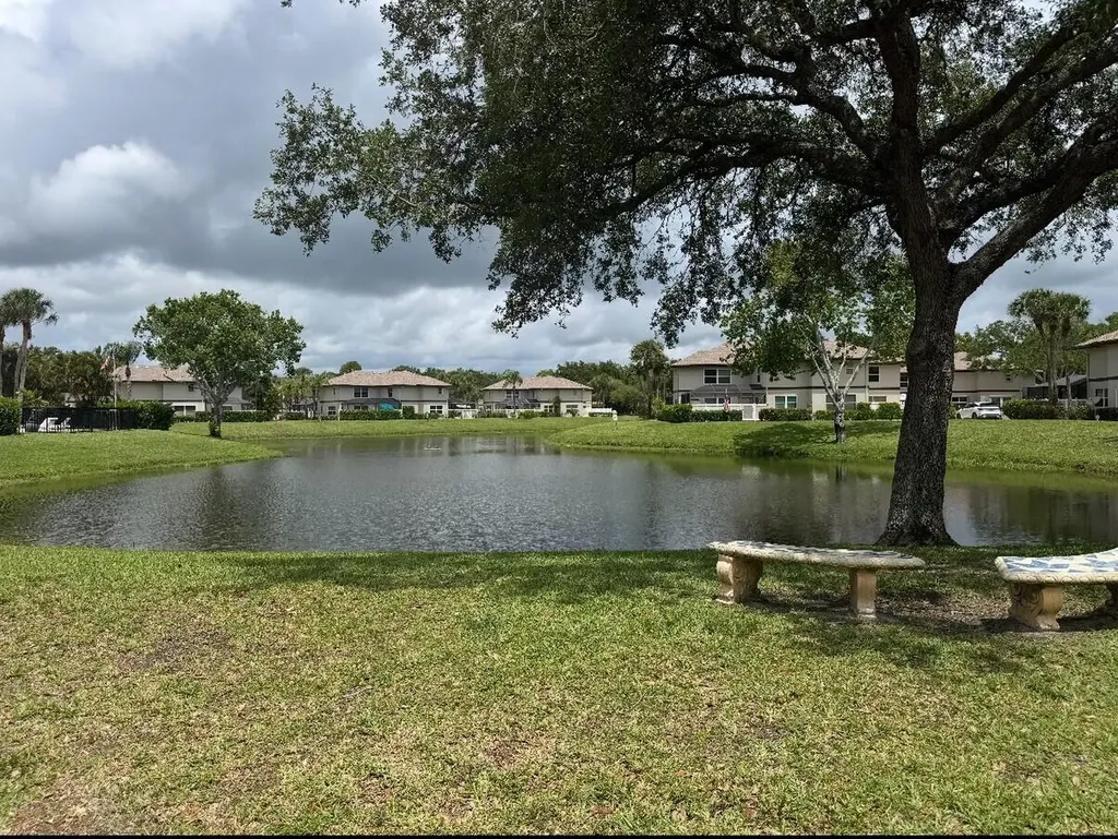 20 Bedford Court Royal Palm Beach FL 33411