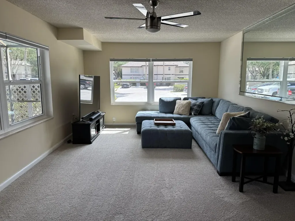 20 Bedford Court Royal Palm Beach FL 33411