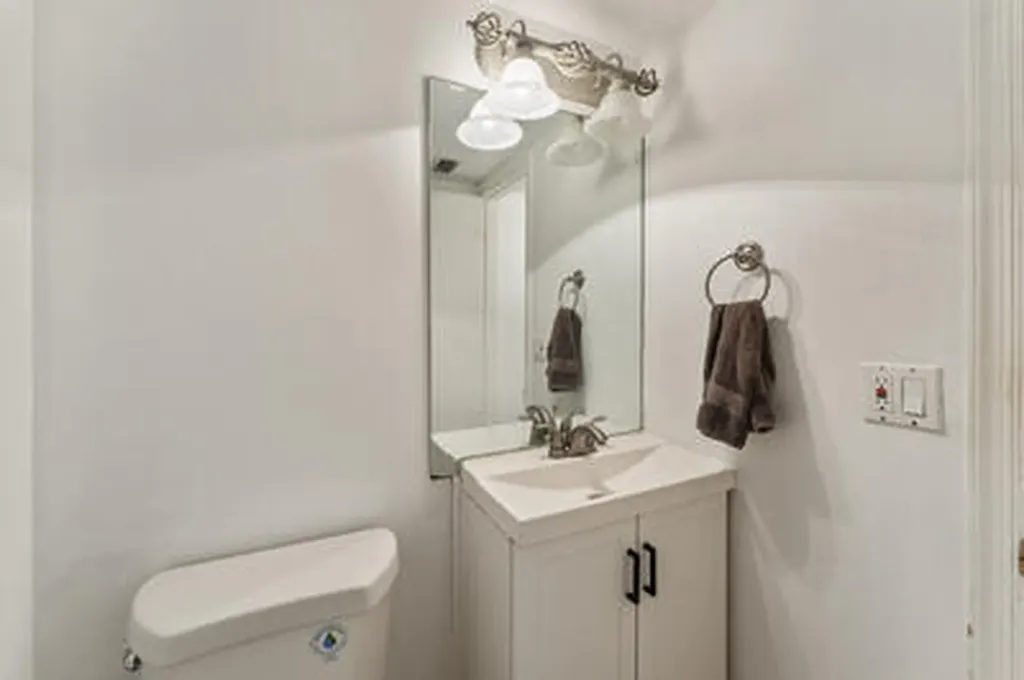 2561 NW 99th Avenue Coral Springs FL 33065