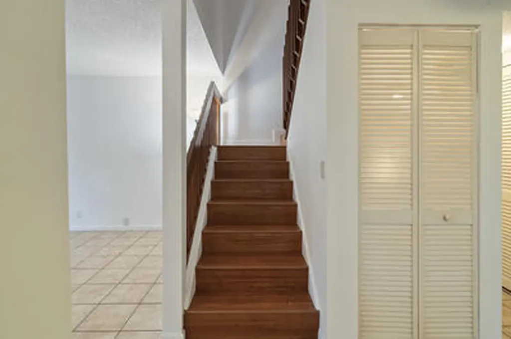 2561 NW 99th Avenue Coral Springs FL 33065