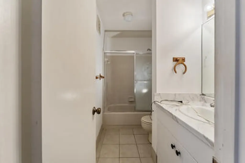 2561 NW 99th Avenue Coral Springs FL 33065