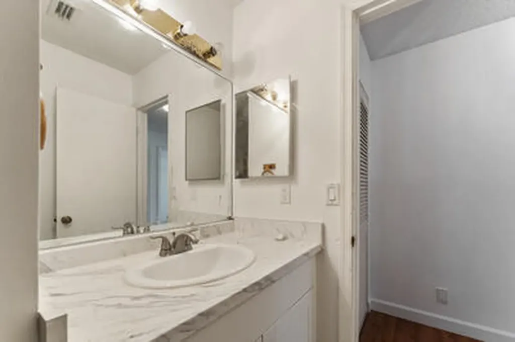 2561 NW 99th Avenue Coral Springs FL 33065
