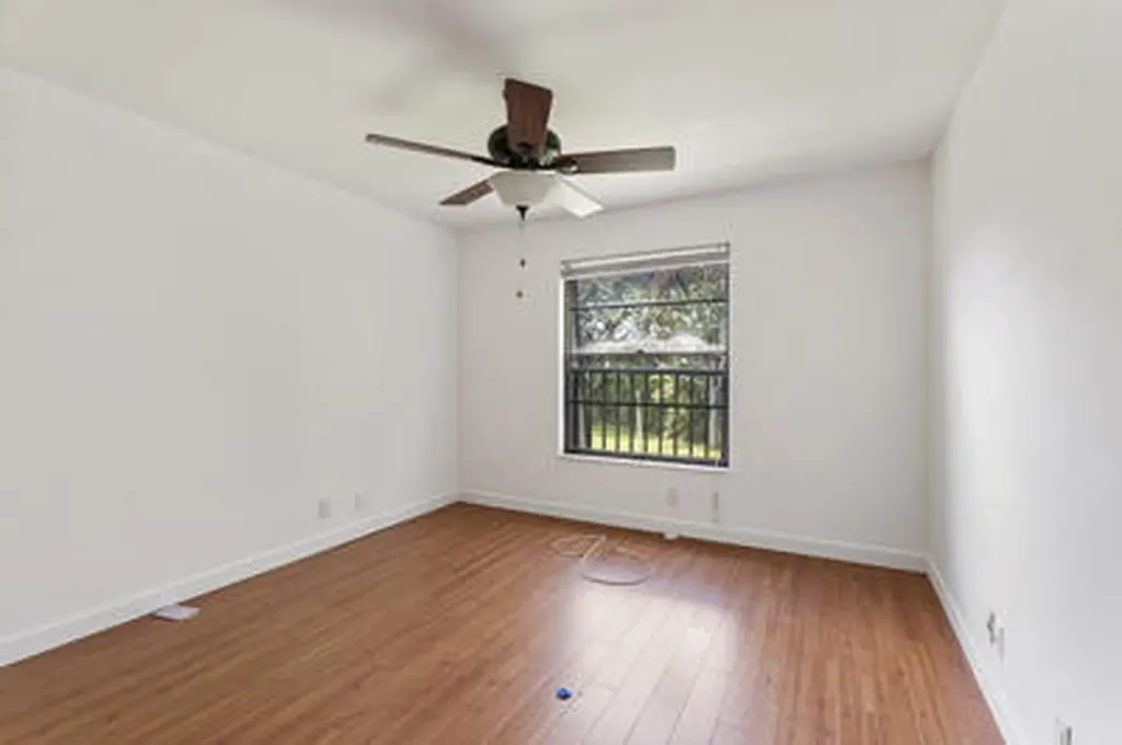 2561 NW 99th Avenue Coral Springs FL 33065