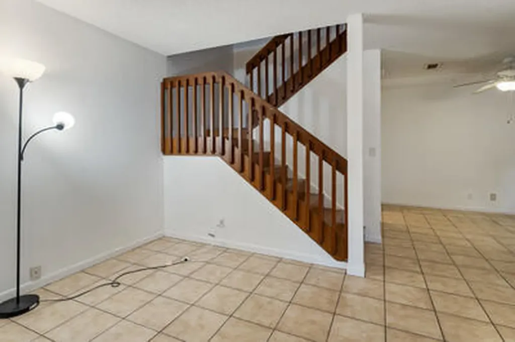 2561 NW 99th Avenue Coral Springs FL 33065