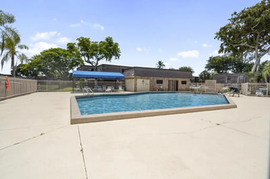 2561 NW 99th Avenue Coral Springs FL 33065