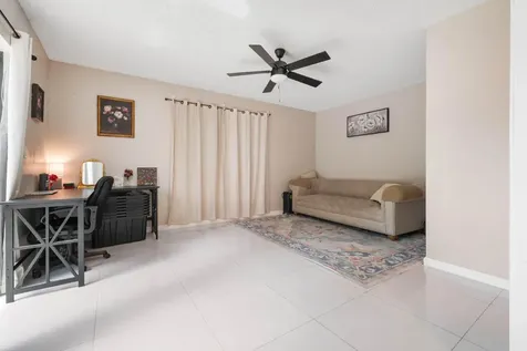 4643 Holly Lake Drive Lake Worth FL 33463