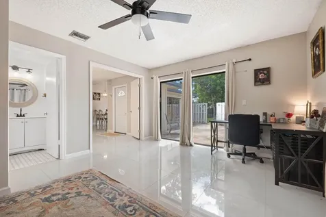 4643 Holly Lake Drive Lake Worth FL 33463