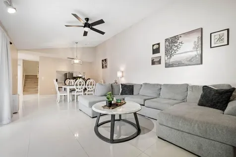 4643 Holly Lake Drive Lake Worth FL 33463