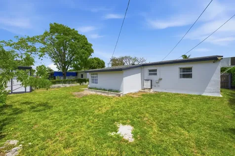 330 NE 59th Court Oakland Park FL 33334