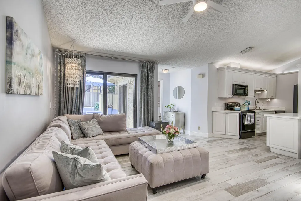 12676 Woodmill Drive Palm Beach Gardens FL 33418