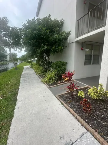4850 NW 29th Court Lauderdale Lakes FL 33313