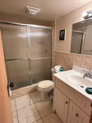 4850 NW 29th Court Lauderdale Lakes FL 33313